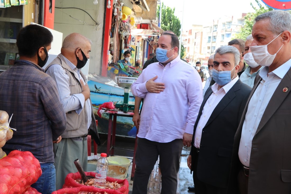 Viranşehir Belediye Başkanı Salih Ekinci Ekibi ile esnaflarını ziyaret etti