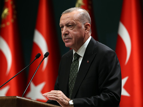 “MİLLETİMİZDEN SALGINLA MÜCADELE KURALLARINA UYMADA DAHA FAZLA HASSASİYET, DAHA FAZLA KATKI BEKLİYORUZ”