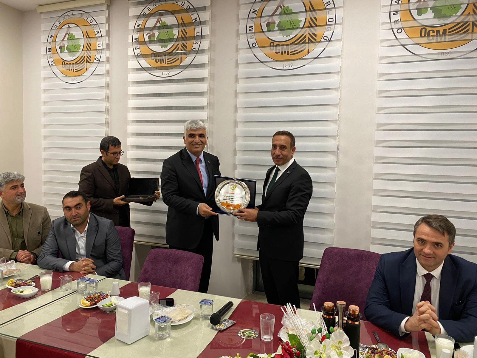 Cevdet ÇİÇEK için veda gecesi düzenlendi