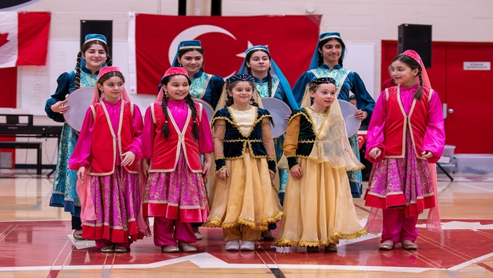 Kalqaridəki Azərbaycan icması 23 Aprel – Türkiyənin Milli Suverenlik və Uşaq Bayramında iştirak edib