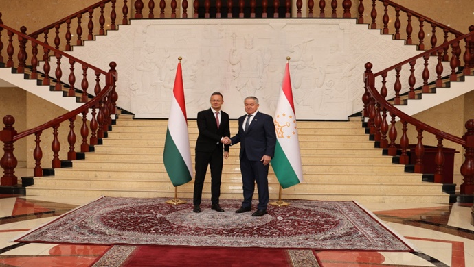 Meeting with the Minister of Foreign Affairs and Trade of Hungary