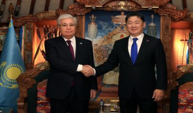 Kazakistan ve Moğolistan cumhurbaşkanları sınırlı formatta görüşmelerde bulundu